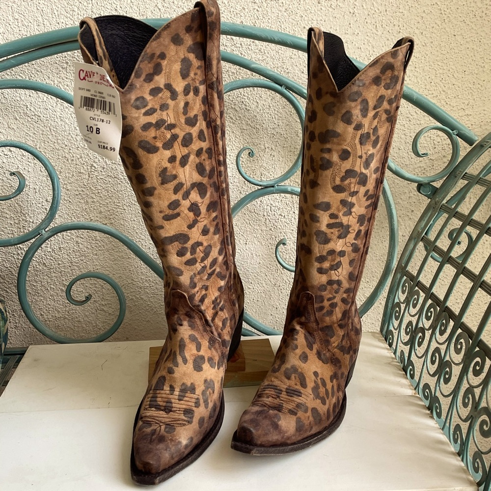 Cavenders by Old Gringo Honey Leopard Print 15” boots
